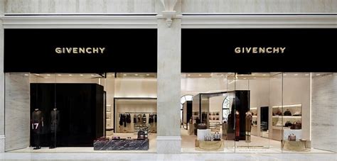 lvmh givenchy españa|lvmh wikipedia.